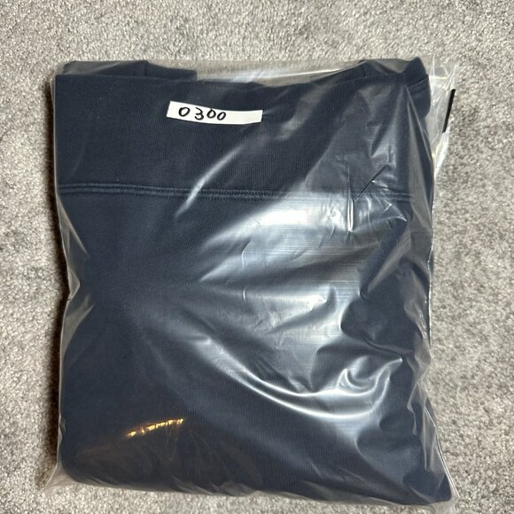 Lululemon Perfectly Oversized Cropped Crewneck Softstreme Sweatshirt Womens 8/10 - Picture 9 of 10